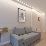 Halo Uno Apartment *