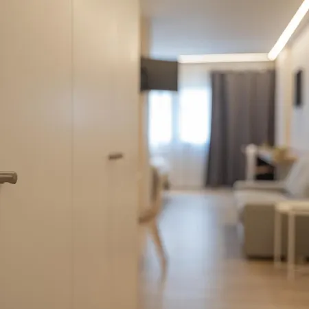 Halo Uno Apartman Vigo