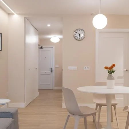 Apartman Halo Uno *