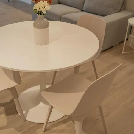 Halo Uno Apartment *
